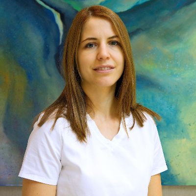 �jv�ri-Kl�er Helga 